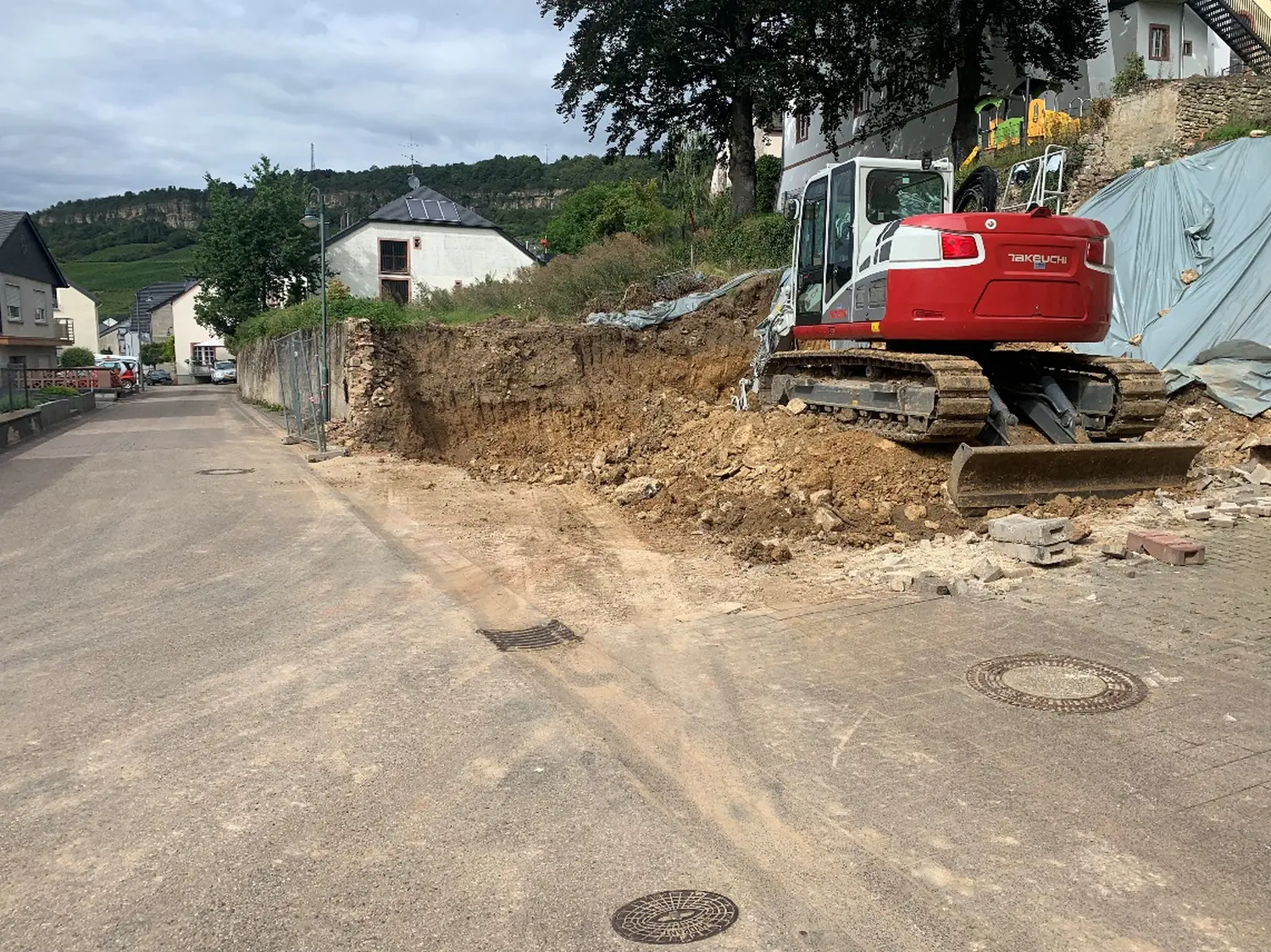 Brandschadensanierung, Kirf 